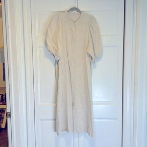 Perfect summer to early fall dress.